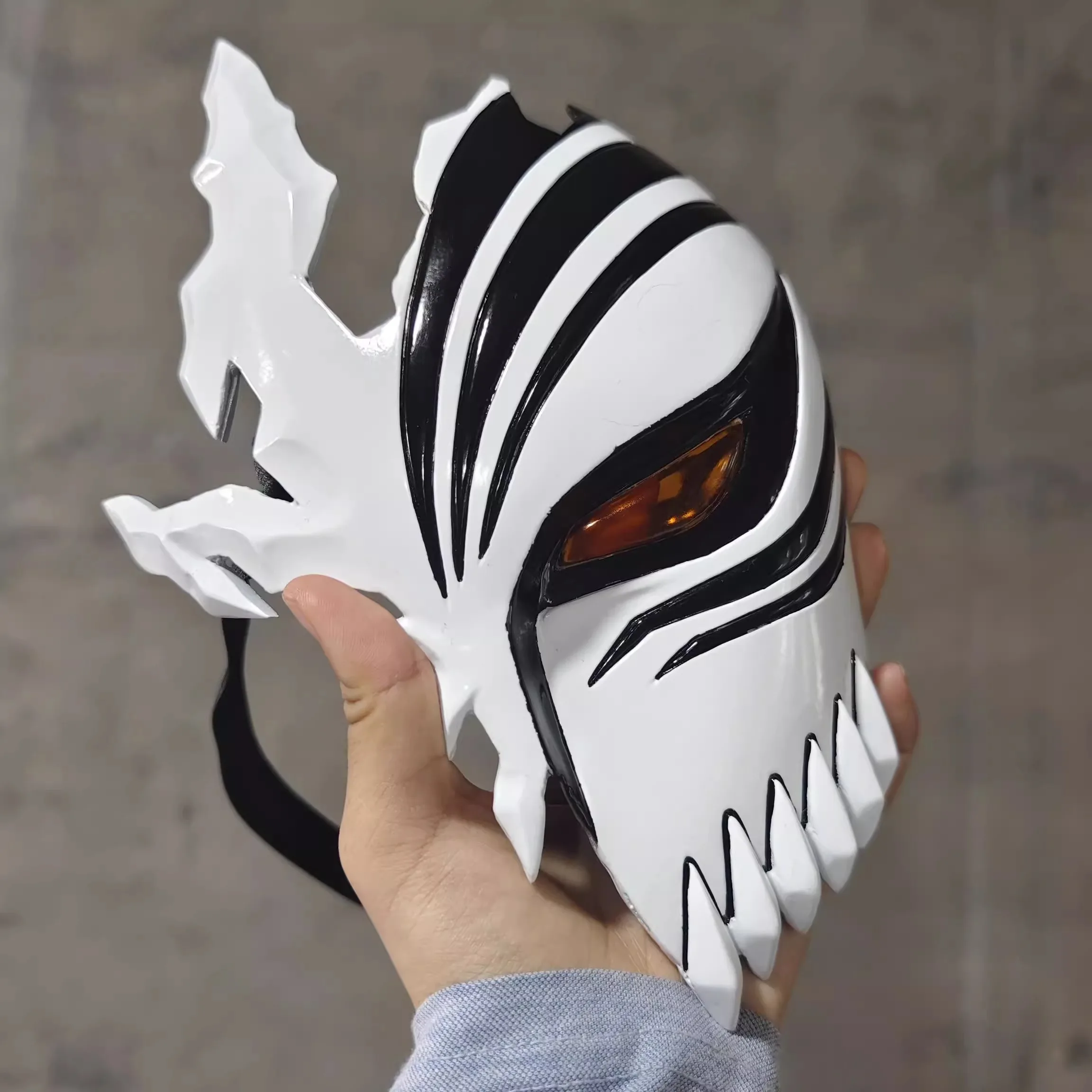 Kurosaki Ichigo Cosplay Mask - Image 3