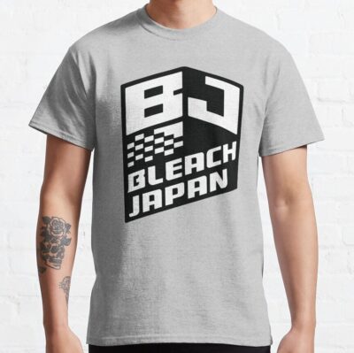 Alternative view of Bleach Japan T-Shirt